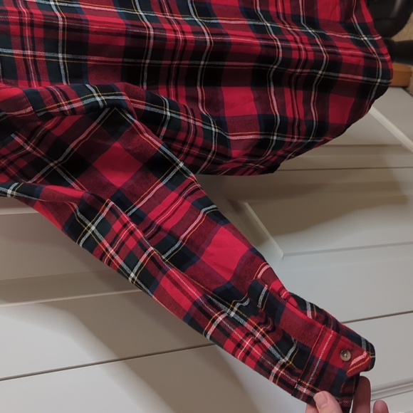 Old Navy The Boyfriend Shirt - Picture 7 of 9